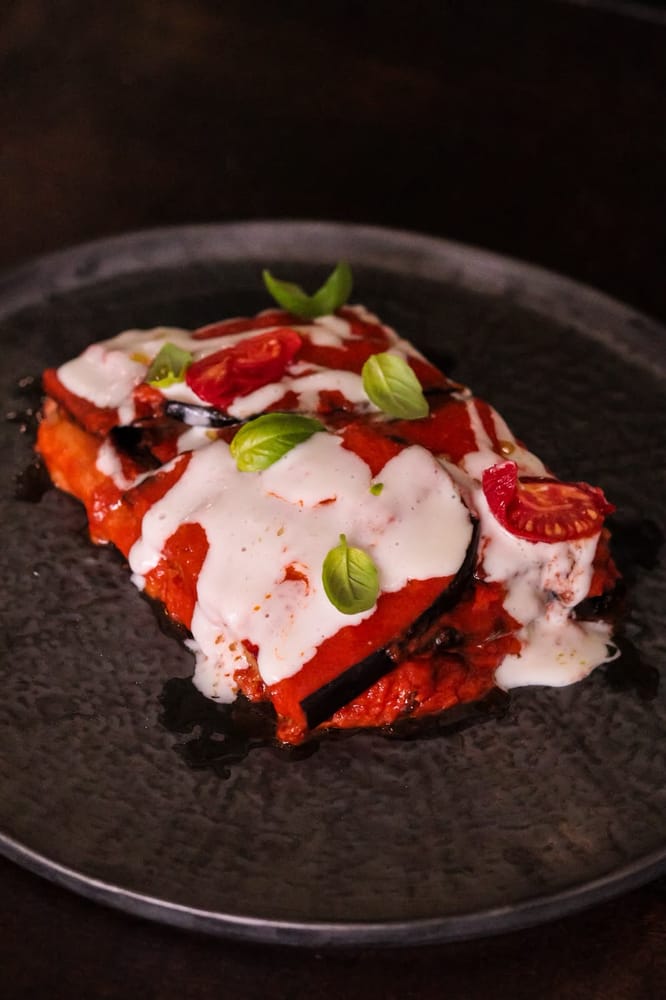 Peperoni gratinati con fiordilatte e basilico — PitStop Lecce